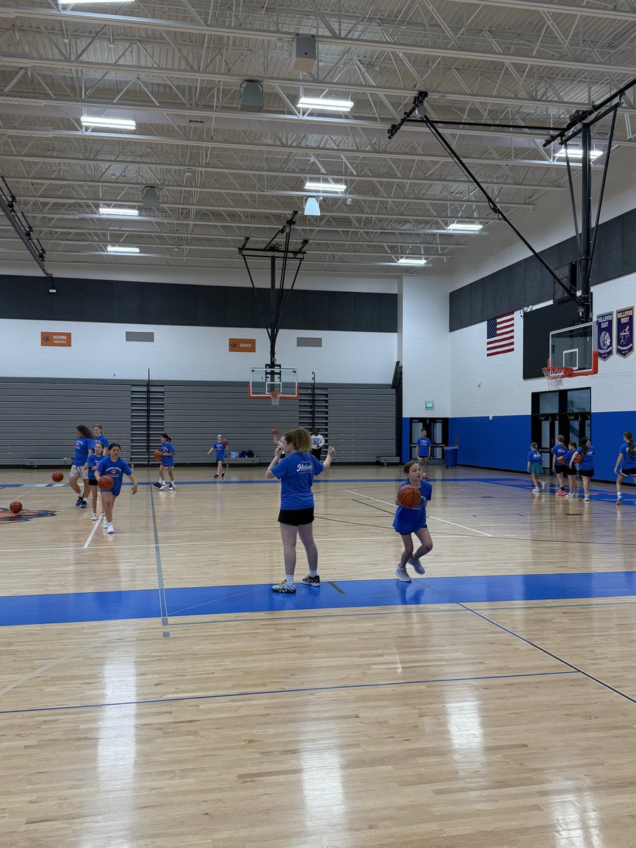 OPS_WestviewGBB's tweet photo. Thank you to all the current, past, and future wolverines for a successful camp the past two days! 
WE appreciate your support for WEstview https://t.co/xKuLGEVUWn