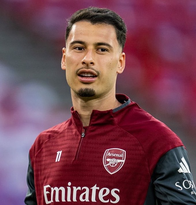 ArsenalBuzzCom's tweet photo. 🗣️| Gabriel Martinelli: “I've always loved the Champions League. It was always my dream and my dad's dream, for me to be playing on the pitch. Every time I step on the pitch and I listen to that anthem beforehand, it gives me goosebumps. It feels amazing to be in the Champions League and it's always amazing. I think I’ve been doing quite well, to be fair, so I just want to keep it going.” [@UEFAcom] #afc #UCL