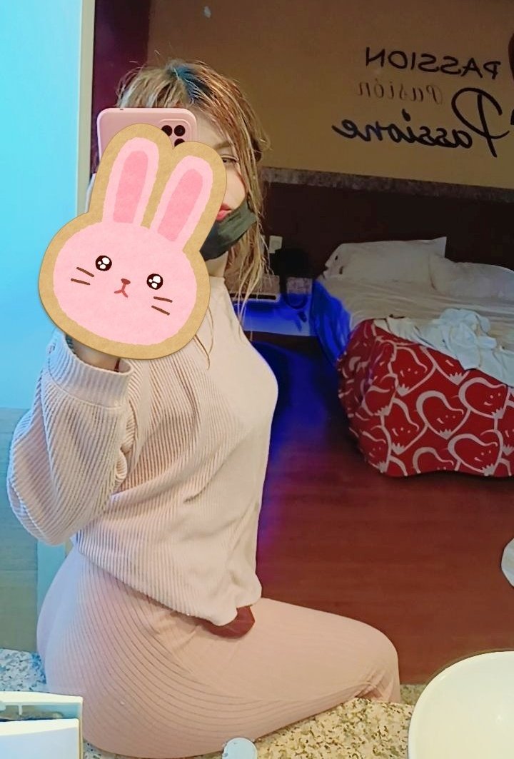 Azul100603's tweet photo. Buenas noches ! 
Me queda una cita disponible mañana Sábado ! 💗 https://t.co/kkrz7vb4cs https://t.co/KtGYNiAK0J