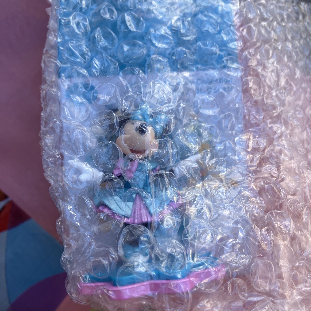 hrkaot's tweet photo. 【交換】ディズニー　シー　25周年　スパークリングジュビリー　フィギュア

譲:ミニー
求:チップとデール

本日5/30(土)海内手渡し希望です。
検索からでもお気軽にお声かけください。 https://t.co/jJUevpAABR