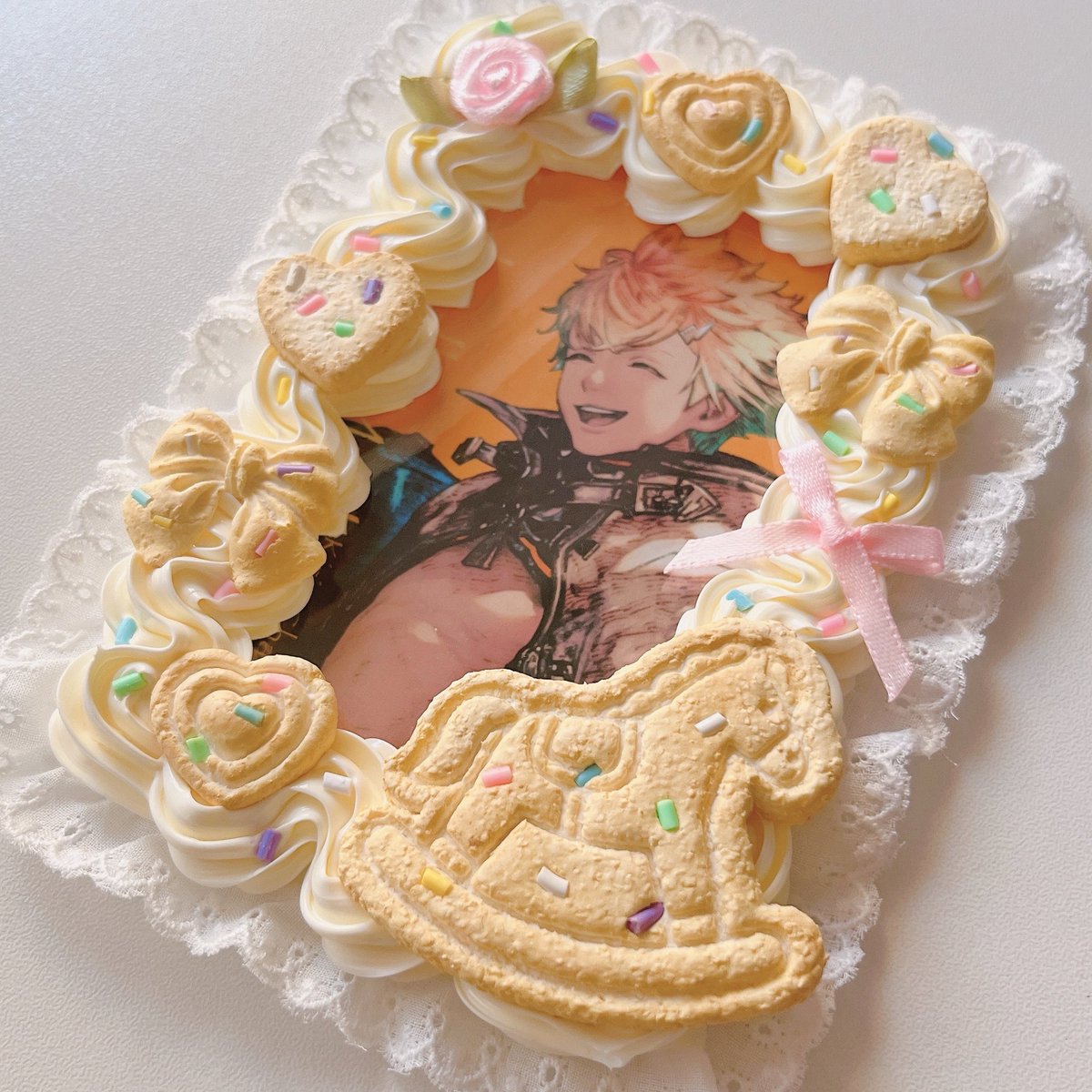 msmsm_us's tweet photo. デザフェス63でお迎えさせていただいたtomtom様のデコケース🍪🎀美味しそうなクッキーの焼加減がかわいすぎる( ⸝⸝ ᴖ.ᴖ ⸝⸝ )絶対に欲しかったので嬉しい！ https://t.co/RarnEEUxWb