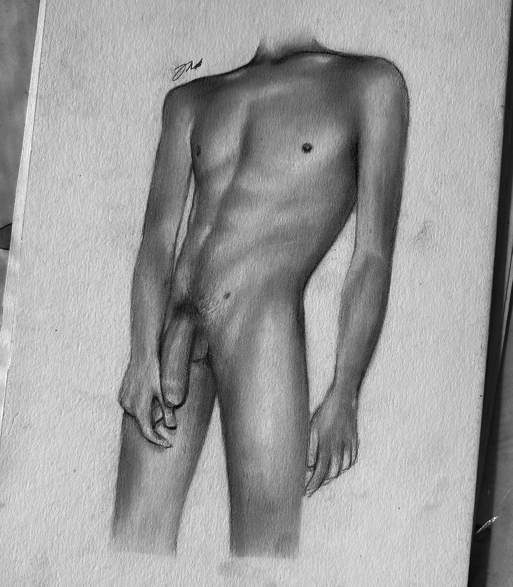 eliixdrawss's tweet photo. Who loves uncut?🤭 https://t.co/uetiXDrUzn