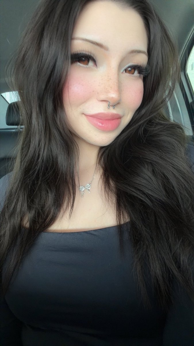 ittybittymaee's tweet photo. what’s your fav emoji?  mine: 😩 https://t.co/N2SP2vAfh2