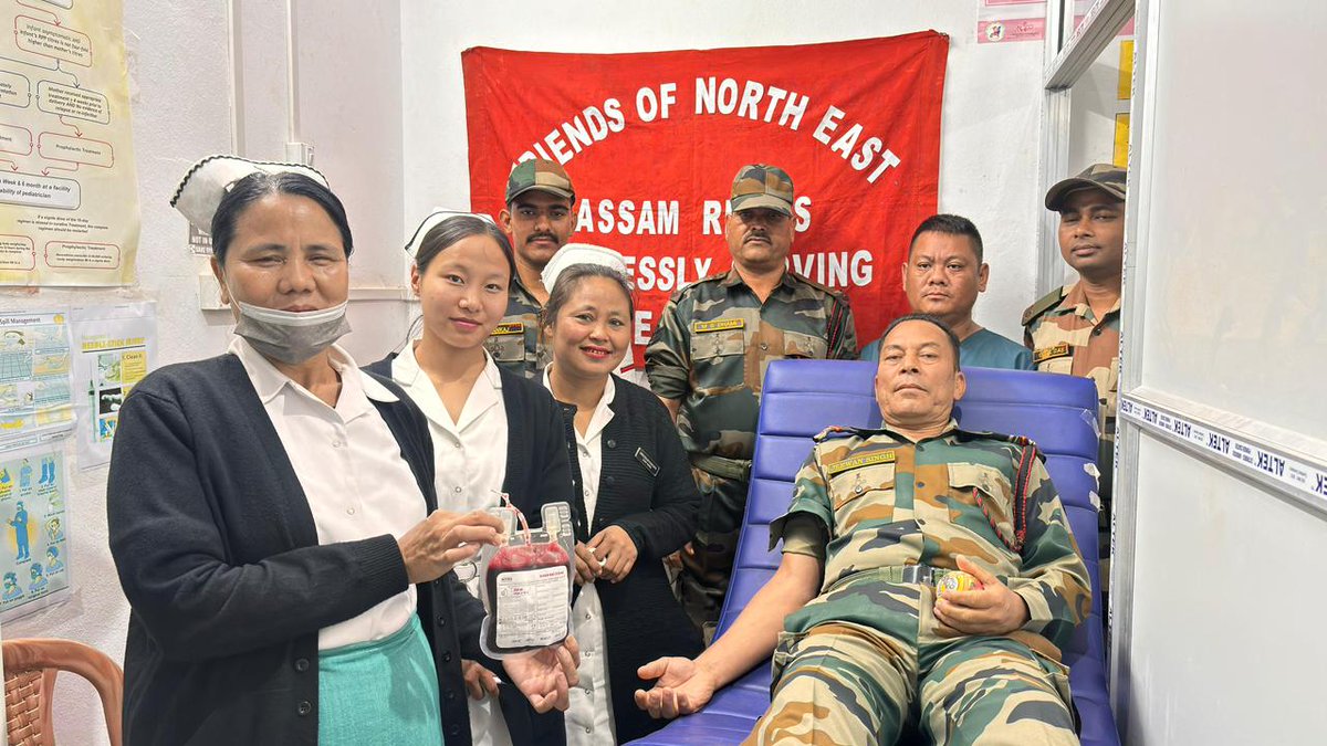 official_dgar's tweet photo. ASSAM RIFLES EXTENDS TIMELY HUMANITARIAN ASSISTANCE THROUGH URGENT BLOOD DONATION IN NAGALAND
#AssamRifles personnel extended timely assistance during a medical emergency at District Hospital, Peren, Nagaland, by voluntarily donating blood for a mother undergoing critical treatment. Their swift and selfless response enabled doctors to carry out urgent medical procedures, helping save the lives of both the mother and her newborn child. 

#friendsofthenortheast #sentinelsofnortheast #OperationalReadiness #CommunityFirst #NationFirst #ServiceBeforeSelf #GuardiansOfTheNation

@HMOIndia @adgpi @PIBHomeAffairs