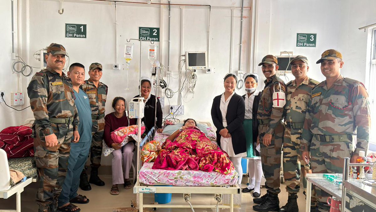 official_dgar's tweet photo. ASSAM RIFLES EXTENDS TIMELY HUMANITARIAN ASSISTANCE THROUGH URGENT BLOOD DONATION IN NAGALAND
#AssamRifles personnel extended timely assistance during a medical emergency at District Hospital, Peren, Nagaland, by voluntarily donating blood for a mother undergoing critical treatment. Their swift and selfless response enabled doctors to carry out urgent medical procedures, helping save the lives of both the mother and her newborn child. 

#friendsofthenortheast #sentinelsofnortheast #OperationalReadiness #CommunityFirst #NationFirst #ServiceBeforeSelf #GuardiansOfTheNation

@HMOIndia @adgpi @PIBHomeAffairs