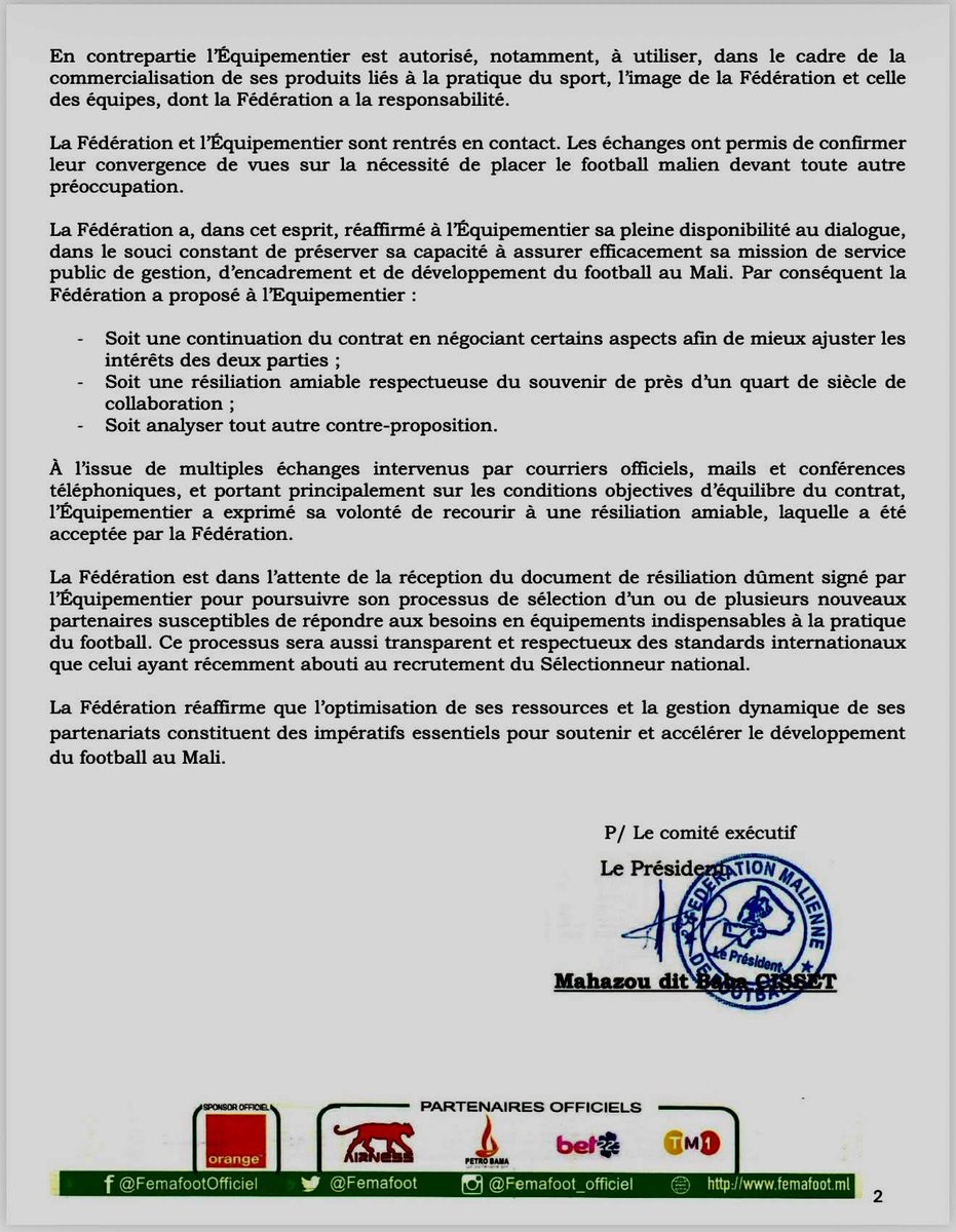 AgendaMali's tweet photo. Le #Mali ne sera plus batimaih sira 2 quelqu'un! Meme des patriotes à Paris! 
@femafoot repond à #Airness! @GoitaAssimi la #Refondation en marche! @fomba3 #Malikura 
#ConfédérationAES Propre https://t.co/ntQMc6wG8K