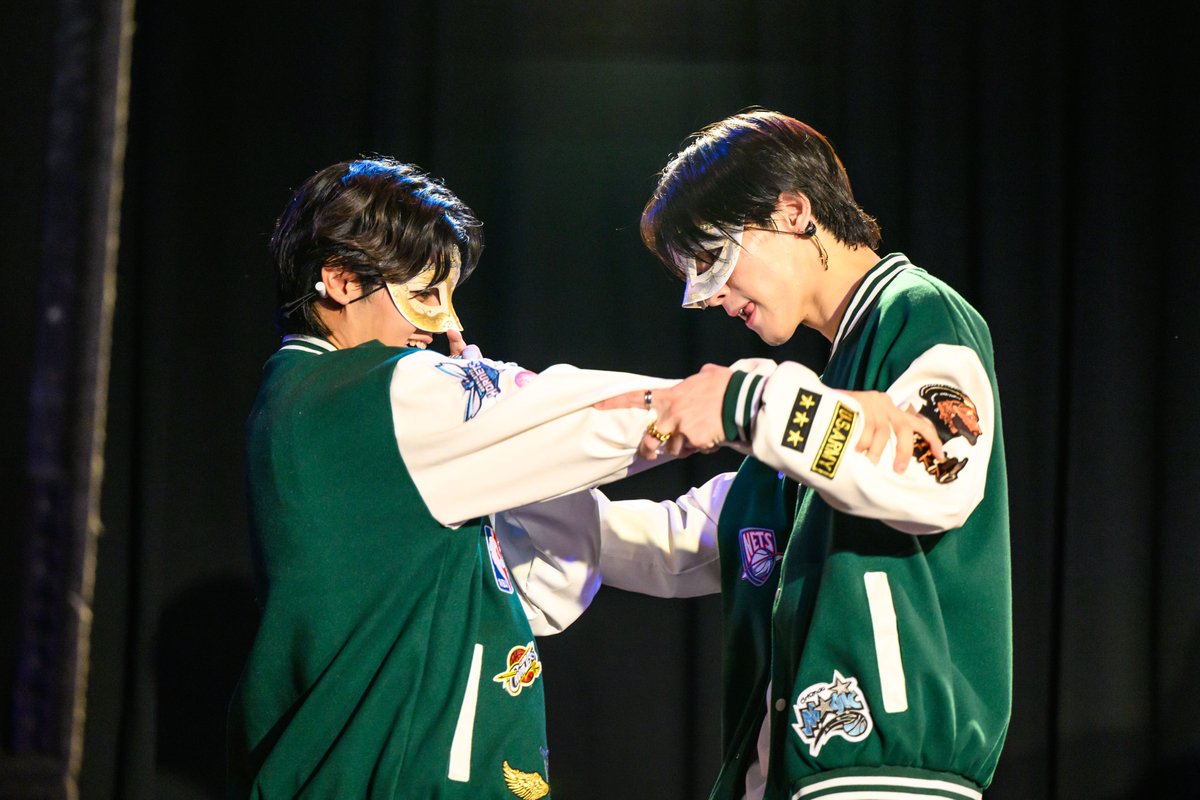 photo_nodaichi's tweet photo. 踊る人と踊らされる人 https://t.co/wtrJleAPad