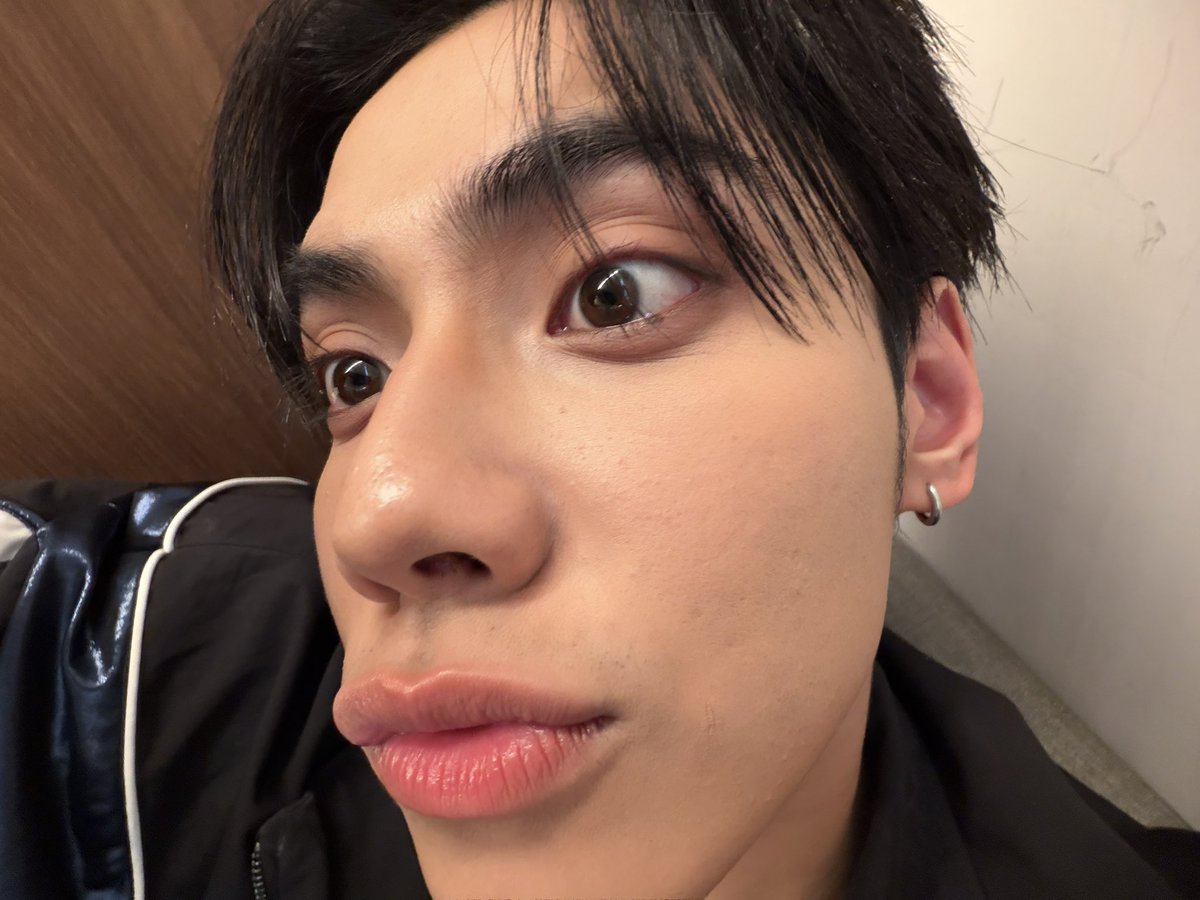 PEEMWASU tweet media
