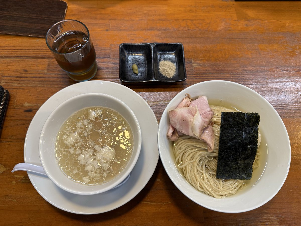 なべらーめん tweet media