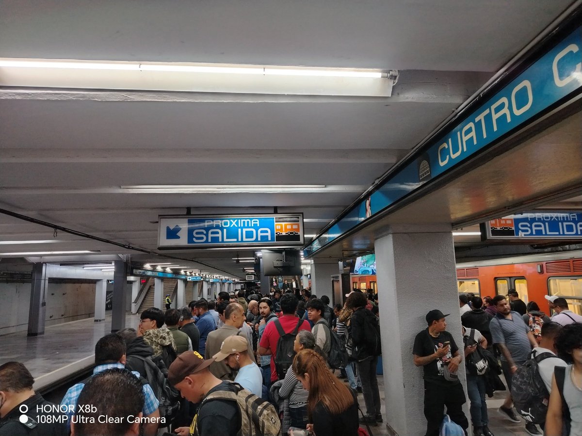 piel0072's tweet photo. Cuatro caminos#metro https://t.co/kRmF3y3luU