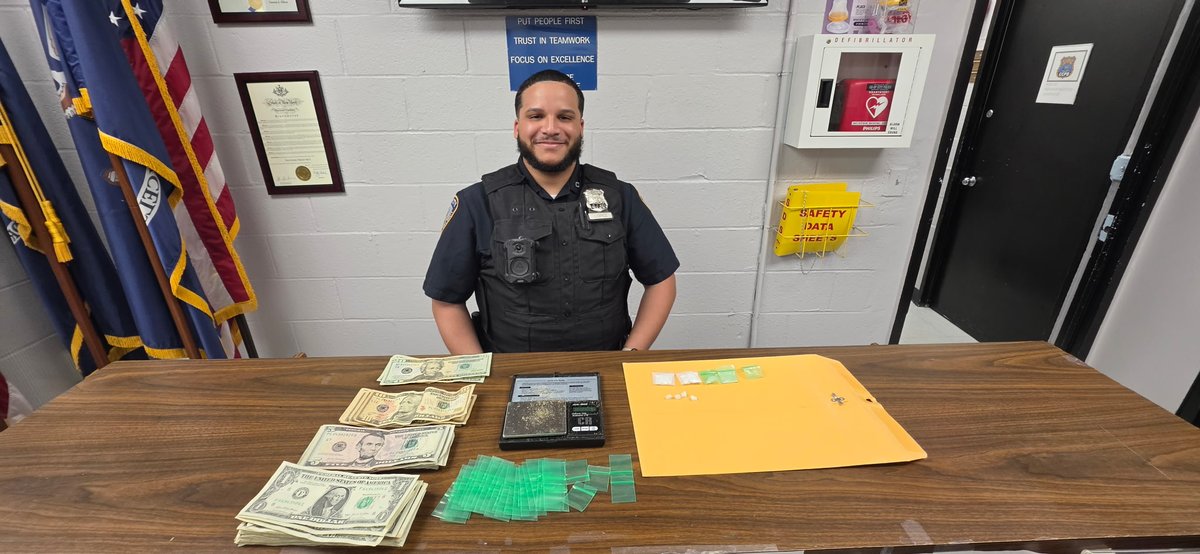 CCPDnyc's tweet photo. Came for the open container, stayed for the outstanding warrant, the alleged crack cocaine, the scale, and the cash. #WinStupidPrizes #CCPD Officer Lopez is more than happy to oblige. #CoopCity https://t.co/ZnMizH4p03