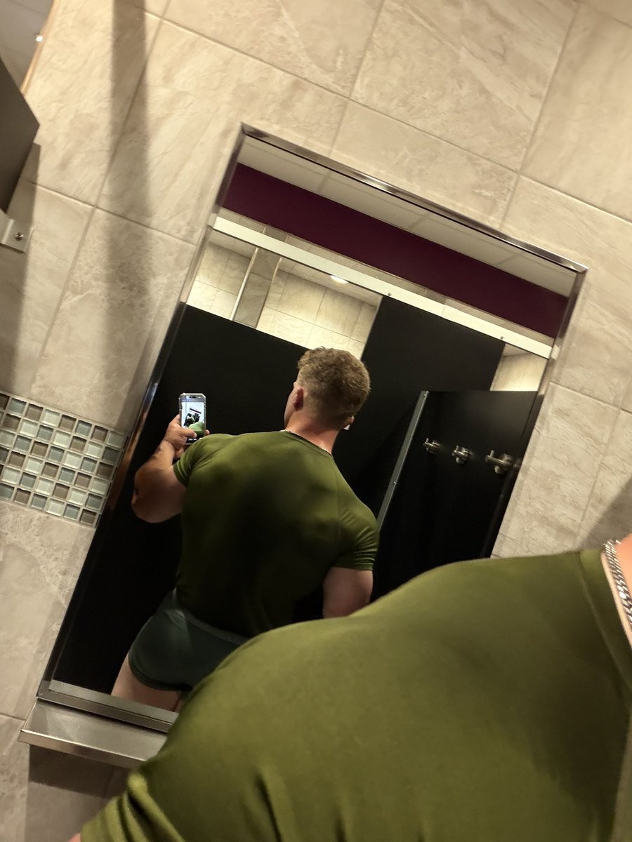 bicepxual tweet media