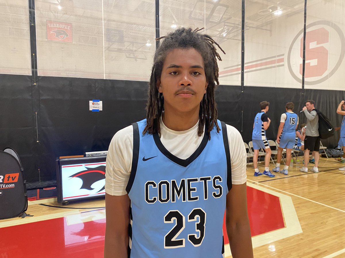 RyanJamesMN's tweet photo. Comets Hondl 79
Titans Johnson 64
Final @PHCircuit 

@MNCometsElite: Jaxson Austin 21pts/4rb (8-12fg, 4 3s), Nick Brakes 10pt/4rb/4ast, Lucas Hondl 19pts (7-16fg, 5 3s), Rock Holubar 17pts/10rb/4ast, Samuel Afagwu 13pts/12rb

NT. Jameson Epple 10pts, Gavin Olson 13pts/7rb (4-13fg), Dalton Iverson 12pts (6-9fg)
