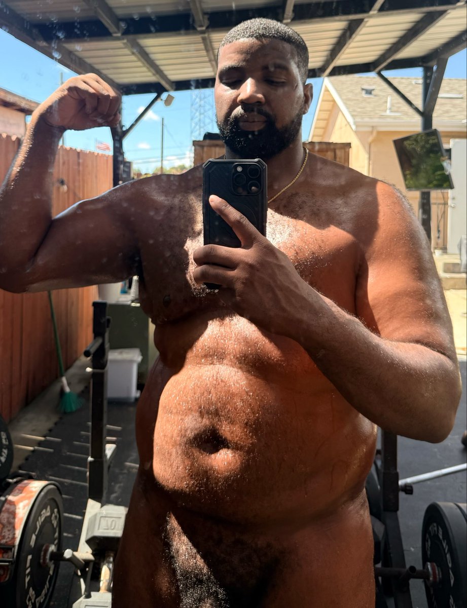 homebody_ryan's tweet photo. 🐻🐻🐻 https://t.co/TpMdDxYZks