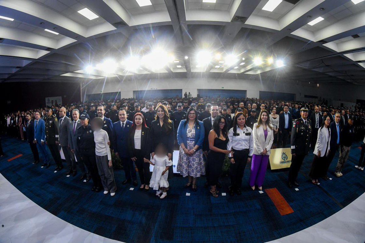 PoderJudicialGT's tweet photo. #Agenda | La Presidenta Alma Delia Camacho Patlán participó en la Ceremonia de Graduación de los Programas de Formación en Seguridad Pública y Académicos del INFOSPE, donde se reconoció la disciplina y el compromiso de quienes concluyeron satisfactoriamente su preparación profesional, a fin de contribuir con el fortalecimiento de las instituciones de seguridad en la Entidad.
