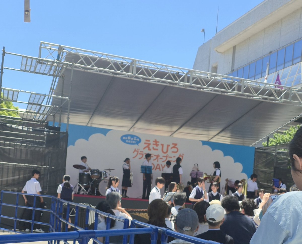BEARFUKUDA's tweet photo. 何となく調布来たら駅前でイベントやってる！！
#pw_secretbase
 #調布
 #ぶらり途中下車の旅 https://t.co/vZxDNDqcBL
