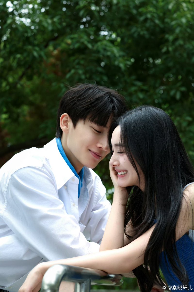 untamedyouths's tweet photo. this ship actually sailing feels like a fever dream 😭😭😭 https://t.co/13tU99gpjh