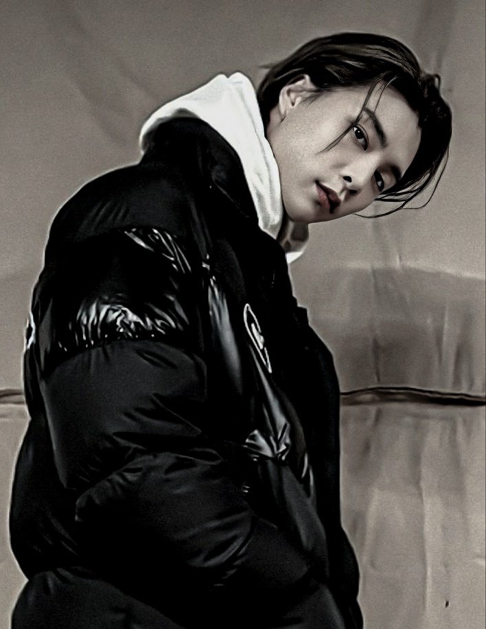 jxchsuh's tweet photo. @TamagoPost ⠀
𝑱𝑶𝑬 𝑮𝑹𝑬𝑮𝑶𝑹𝒀 𝑩𝑳𝑨𝑪𝑲𝑾𝑬𝑳𝑳  ／ 𝟏𝟗𝟗𝟓

Night ride is my ultimate healing therapy. 
Kalau kalian, apa cara terbaik buat tenangin isi kepala?
⠀ https://t.co/kBK2LVYAfV
