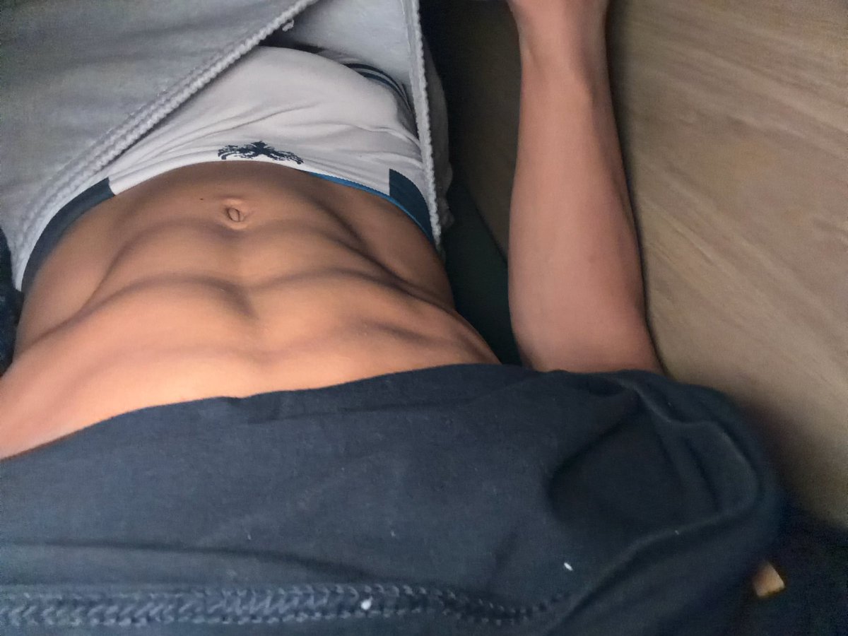 Wndszsx's tweet photo. Cueca branca bom dms né?
Os mlk curioso n quer saber oq tem aq?
#PINTOSAWARDSㅤㅤ 
#PINTOAWARDSㅤㅤ 
#BROTHERAGEMㅤ 
#BRODERAGEMㅤㅤ https://t.co/lznotj5qgK