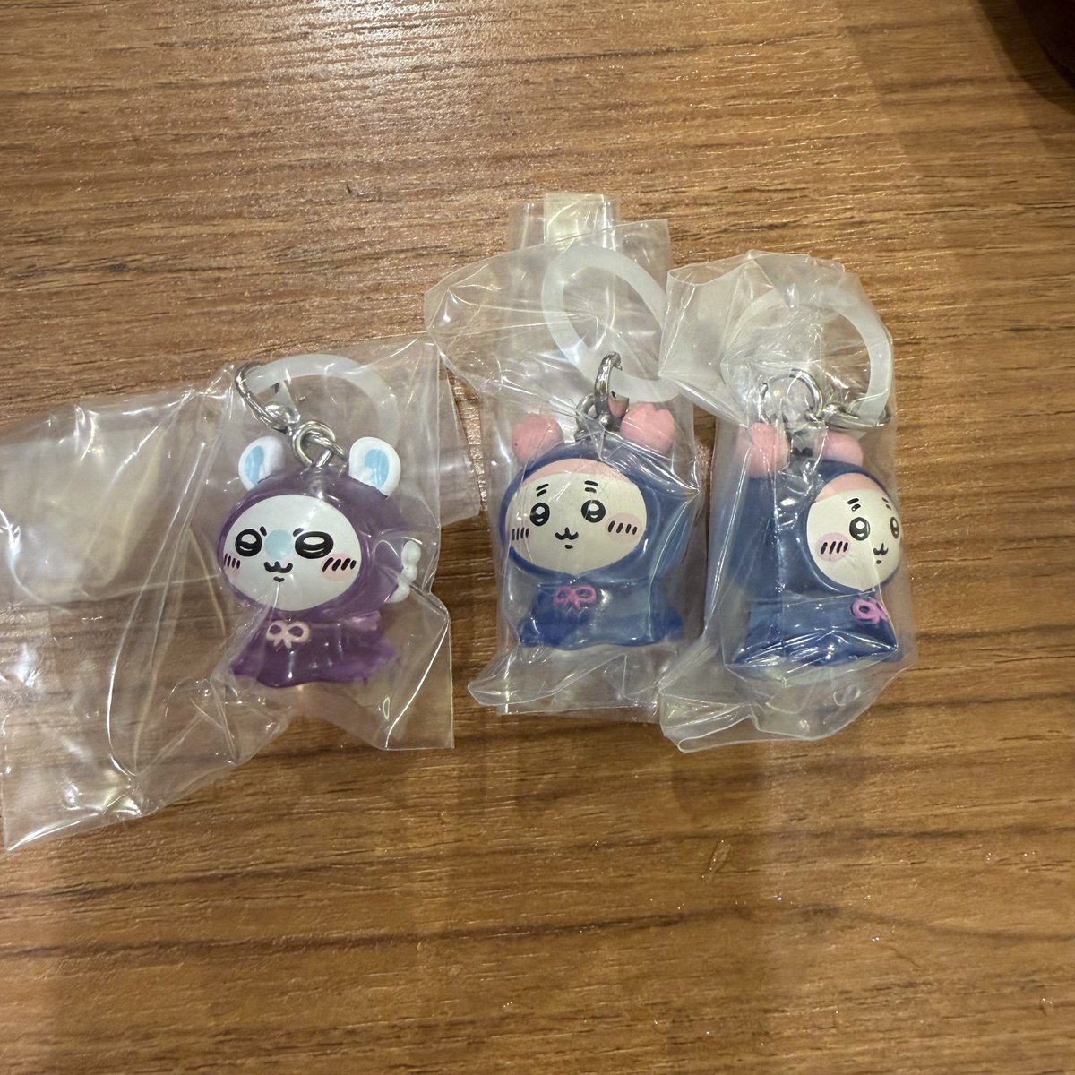 jn1_nn's tweet photo. ちいかわ めじるしアクセサリー 交換

求 ハチワレ、ちいかわ

譲 モモンガ、古本屋

現在名古屋パルコにおります
お気軽にお声掛けください https://t.co/o0x3pj7oOm