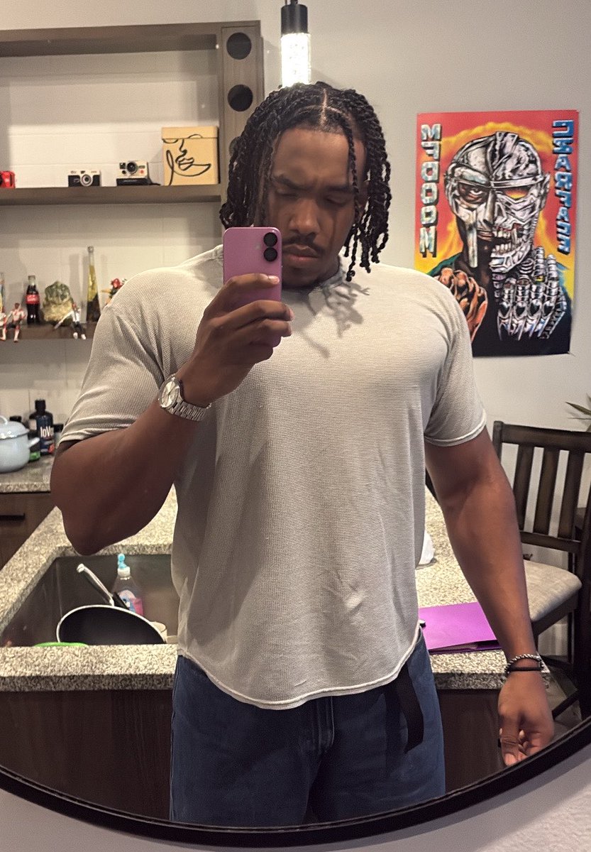 buffgawd's tweet photo. my tits def growing again https://t.co/i9du54K0Mp