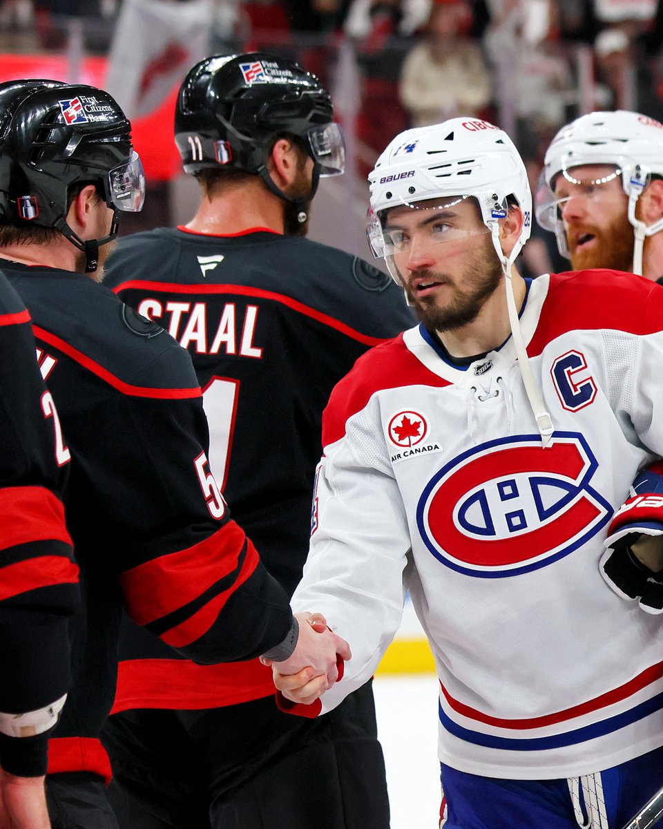 CanadiensMTL's tweet photo. 🤝 @Canes https://t.co/pw06hGGeNv