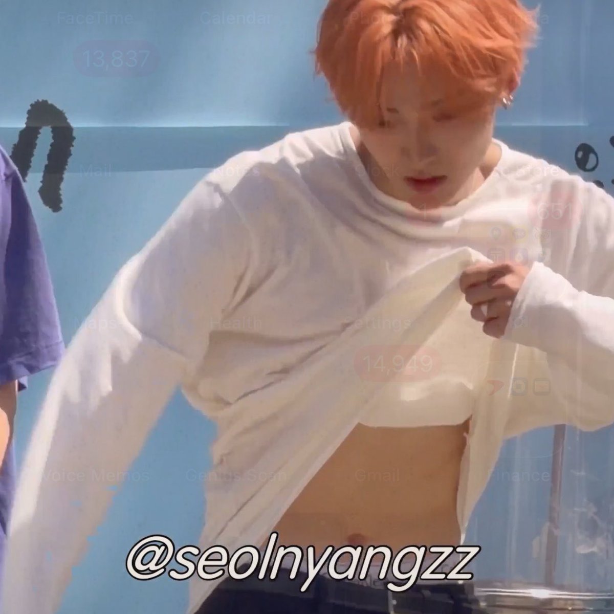 lowdevotion's tweet photo. wait i cant goon to this hes so cutie wonie  tummy https://t.co/7ruULFTur2