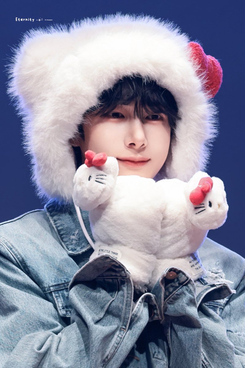 eternity_hw's tweet photo. 260529 채냥이❤️ #형원 #HYUNGWON 
#몬스타엑스 #MONSTAX #MONSTA_X https://t.co/eKSpmAbKyk