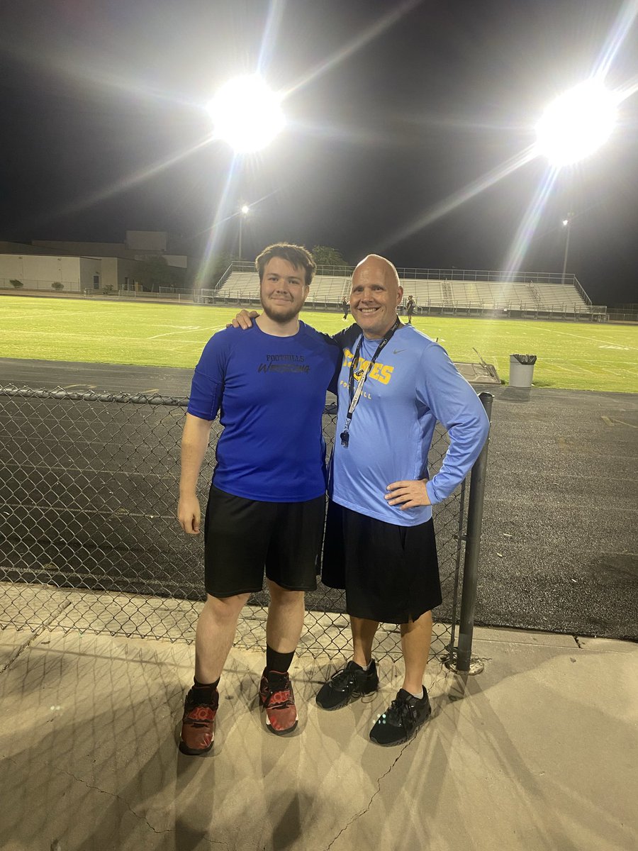 brobiwan42's tweet photo. Amazing camp learned many things from coach welde that I can utilize in my game #TexasWesleyanUniversity #Offensivelineman #Classof2027 https://t.co/uEMIAKsJj0