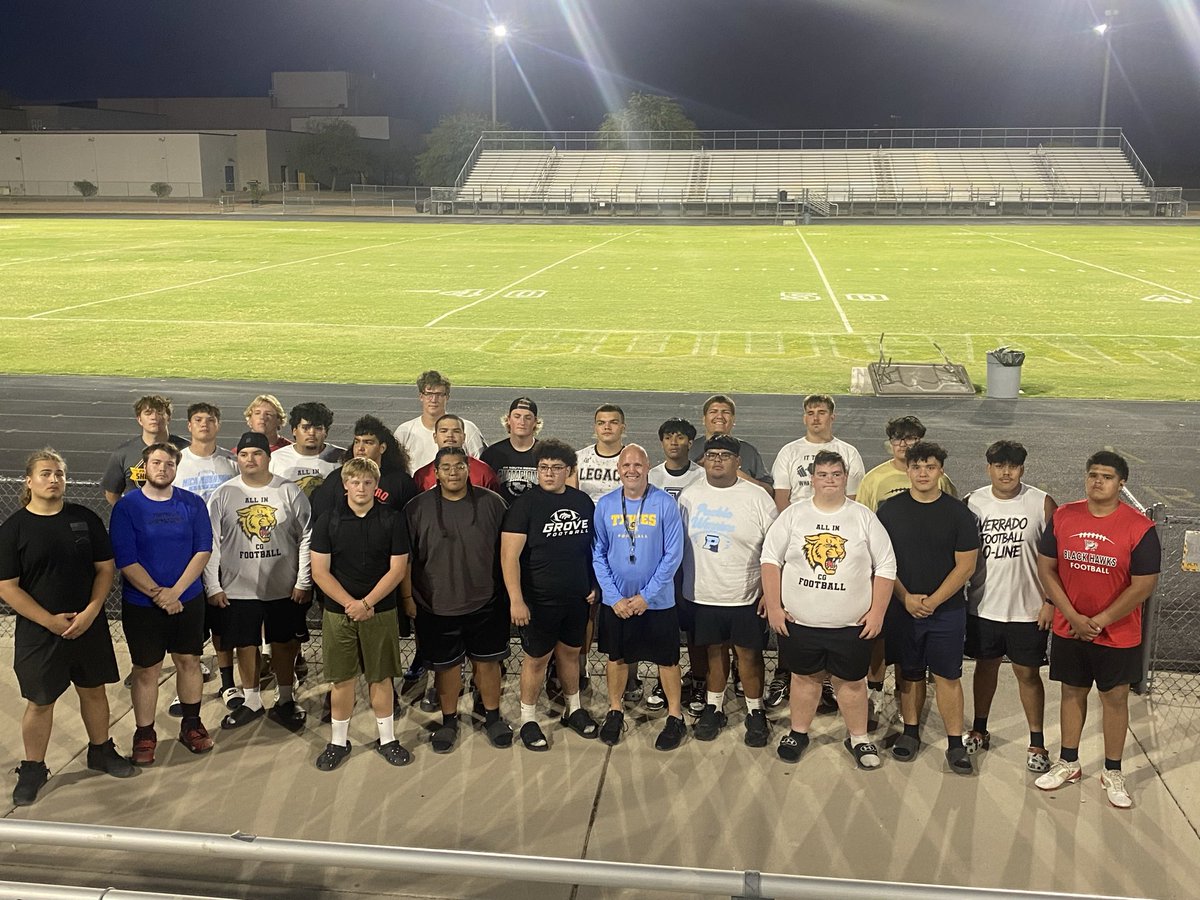 brobiwan42's tweet photo. Amazing camp learned many things from coach welde that I can utilize in my game #TexasWesleyanUniversity #Offensivelineman #Classof2027 https://t.co/uEMIAKsJj0