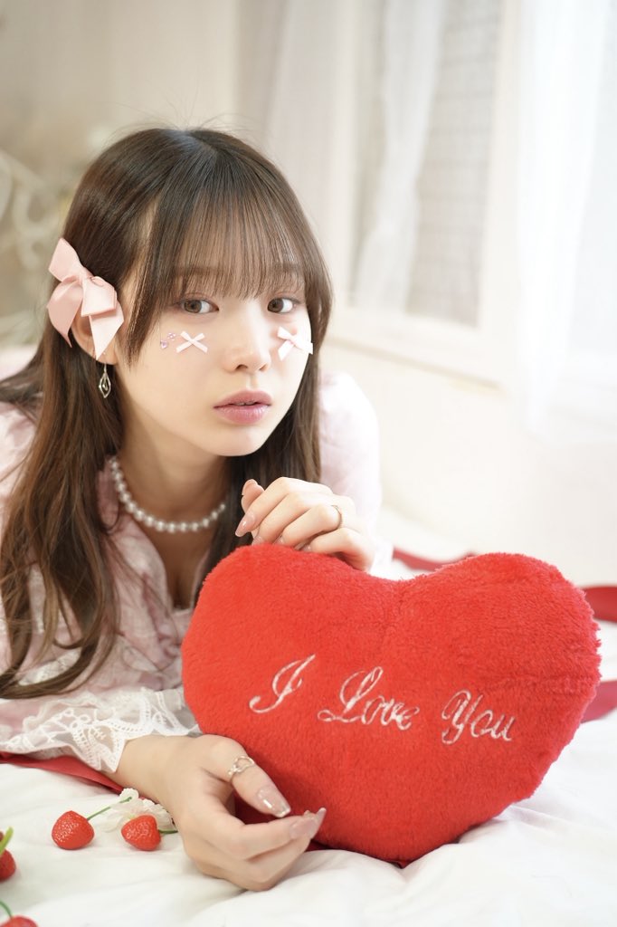 miyu_t_0716's tweet photo. 私の“大好き”届いてますか…？💓 https://t.co/XRL2mtk0YO