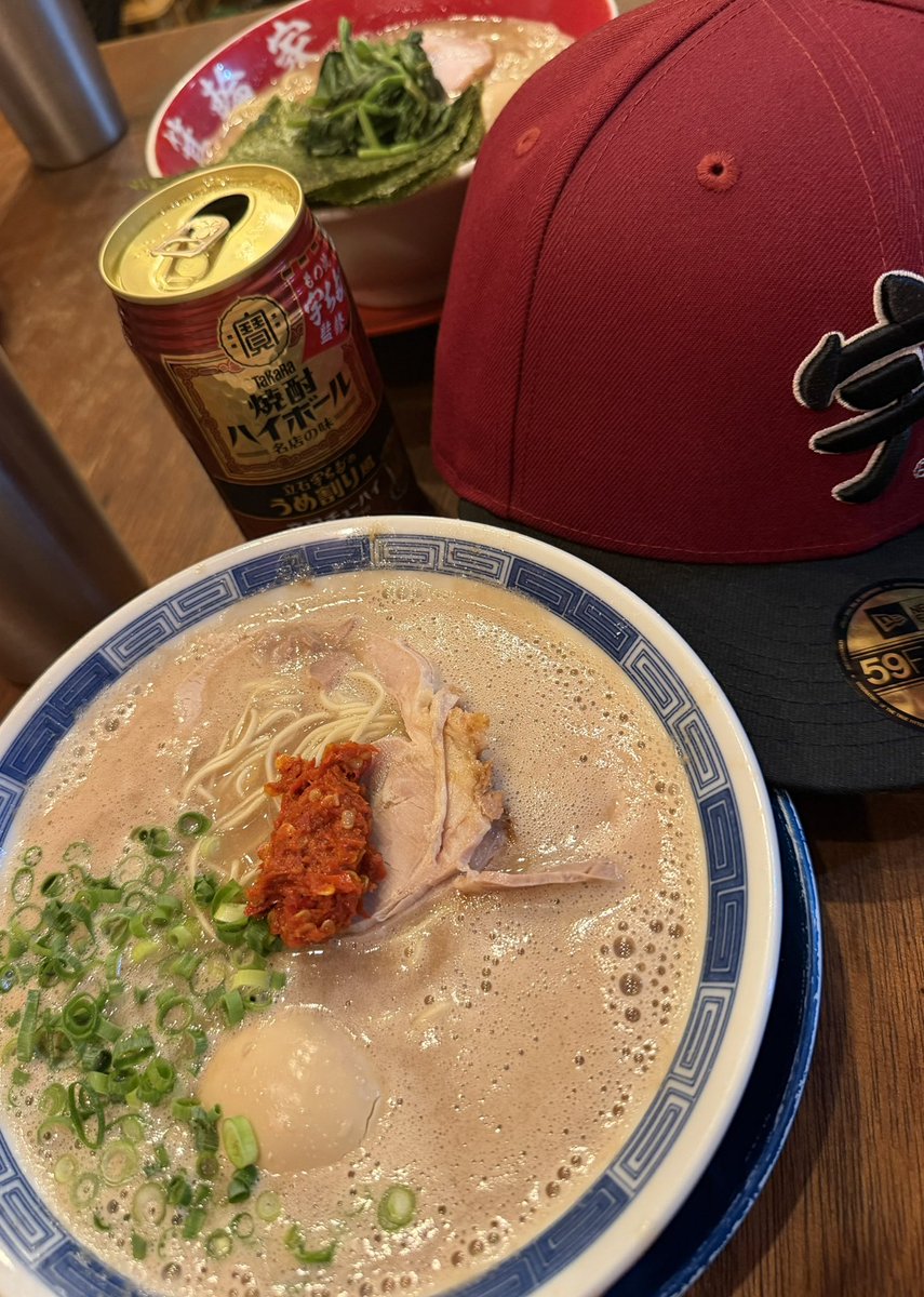 kohanapapa's tweet photo. 土よう宇に間に合わず
中野へ〜Final push
まさかのくらじゅんさんにバッタリ❗️
ごちそうさまでした。
#梅割り風
#熱狂宇
#ラーメン箕輪屋中野本店 https://t.co/iTSpPF0yXB