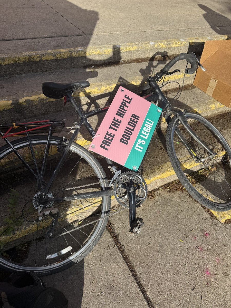 TheWizPhoto's tweet photo. Always an honor to be the official photographer for the Free the Nipple Boulder Bike Ride. Next one is in July. https://t.co/dX7lig8ZhH
