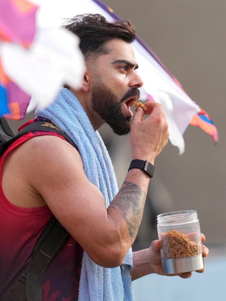 Virat Kohli FanTeam tweet media