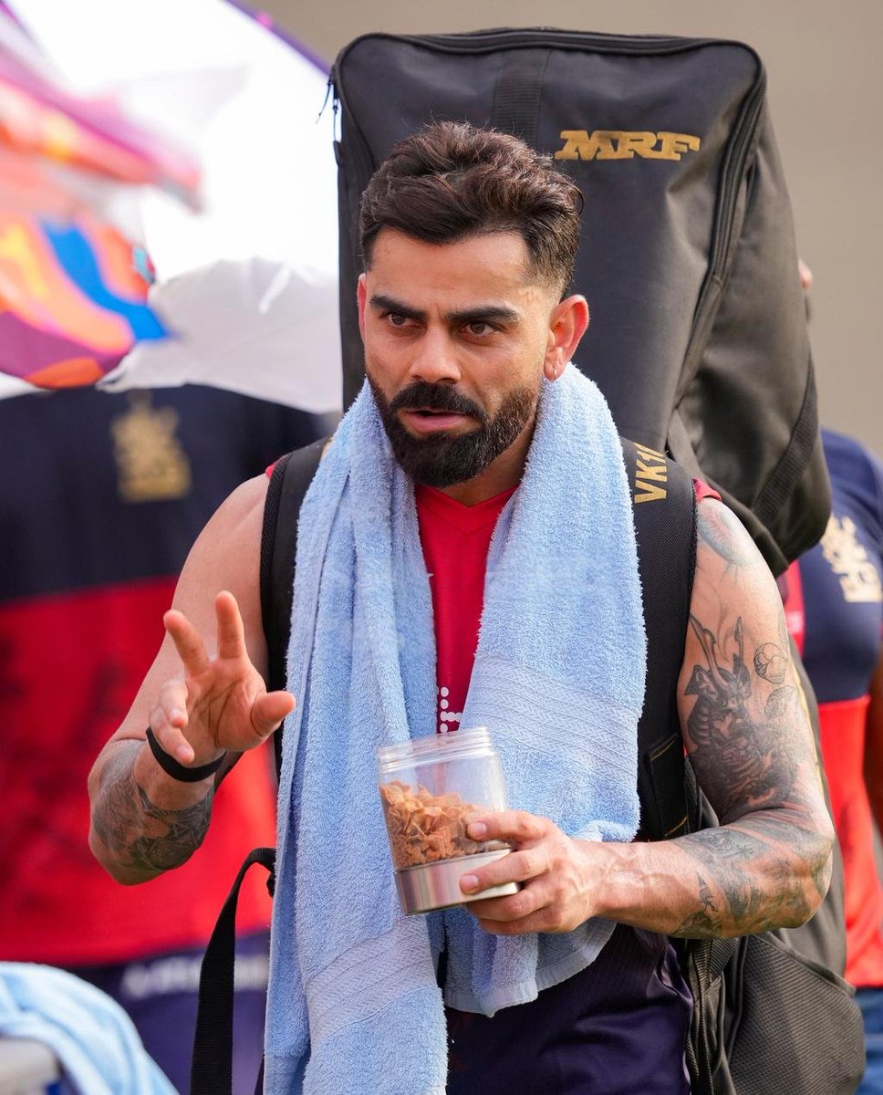 Virat Kohli FanTeam tweet media