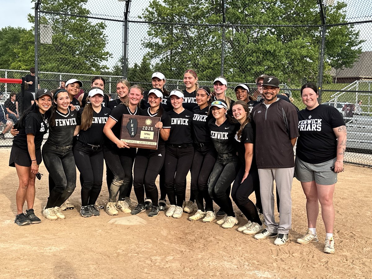 sofia_kateeb's tweet photo. 3A Sectional Champs!!!
So proud of our team! Super sectionals up next.  #WeAreFriars 

⭕️7 IP, 4 H, 2R, 2ER, 8 Ks

@FriarSoftball @FenwickAD @coach_ruechel @ChiProspects15u https://t.co/WxtBYTnWmD