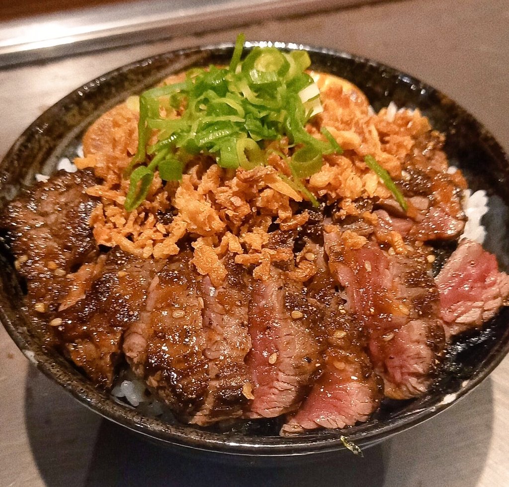 BuffaloHappy's tweet photo. 🥩期間·数量限定🥩
☀ランチのみ☀

人気No.1ハラミステーキの
丼が出ました👏

ご来店お待ちしております😊

#ハッピーバッファロー https://t.co/HKoOORu3rI