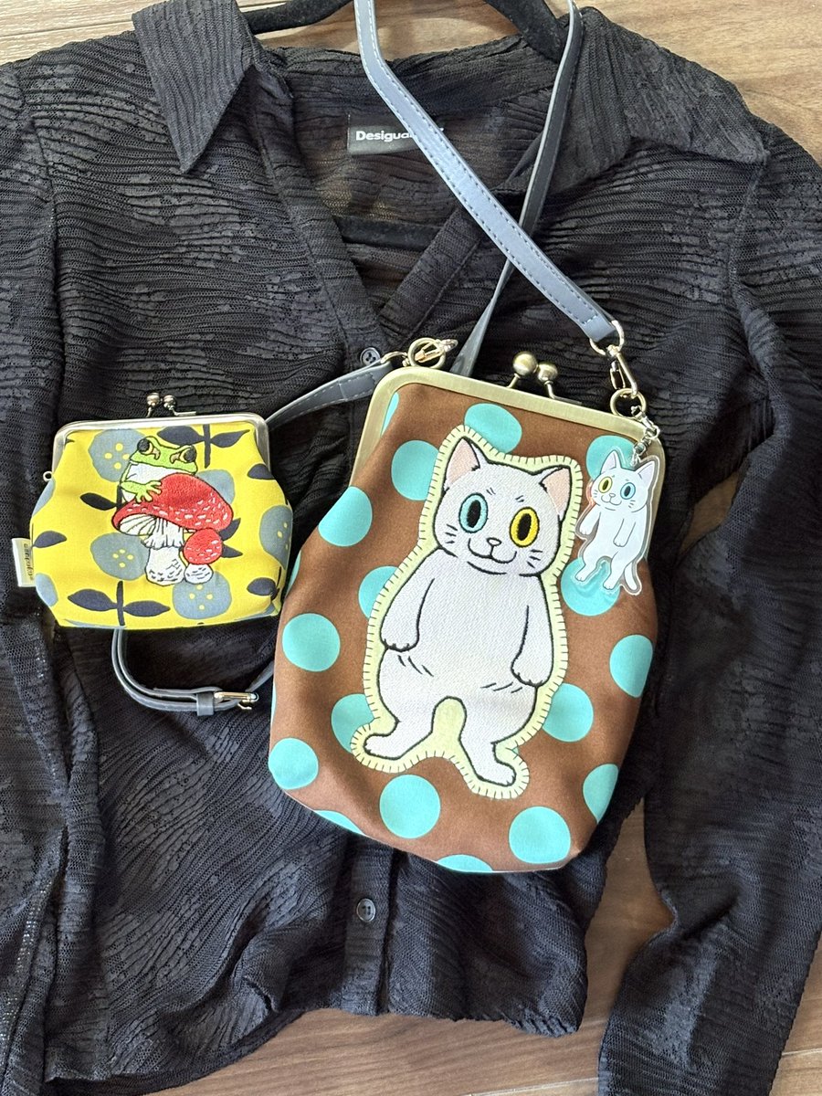 PBxjZTiAjuxO5JH's tweet photo. デザフェス最高!毎日戦利品眺めて悦に浸ってる😁
@HangaShop  @masayaredick  @sometyome @yoshimin115
#デザフェス63リポスト
#デザフェス戦利品リポスト祭 https://t.co/zcYSOVeopJ