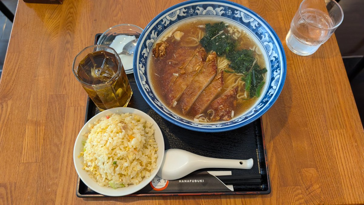 suzu_ma2003's tweet photo. 今日はひとりでした。
#排骨麺 #花吹雪 https://t.co/EKEYPtzxfc