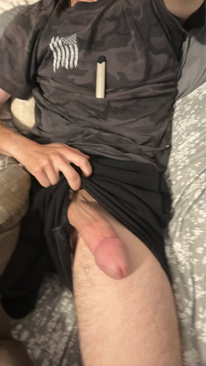 fucthishittttt's tweet photo. https://t.co/HrPu78RAwm