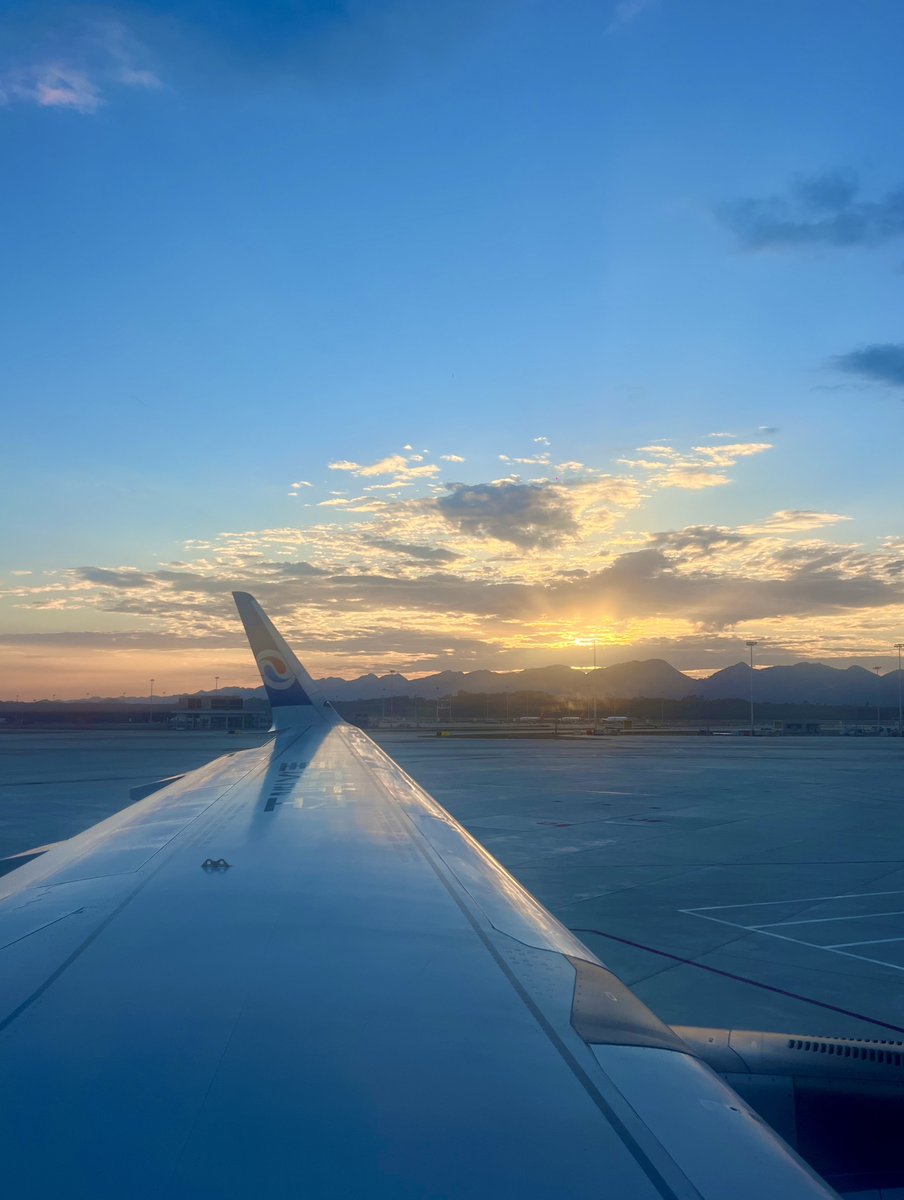 Fishgorman's tweet photo. Just touched down in Lisbon! Sun-kissed streets and pastel buildings ahead—can’t wait to explore.  #TravelDiaries， https://t.co/P4j39xYmWm
