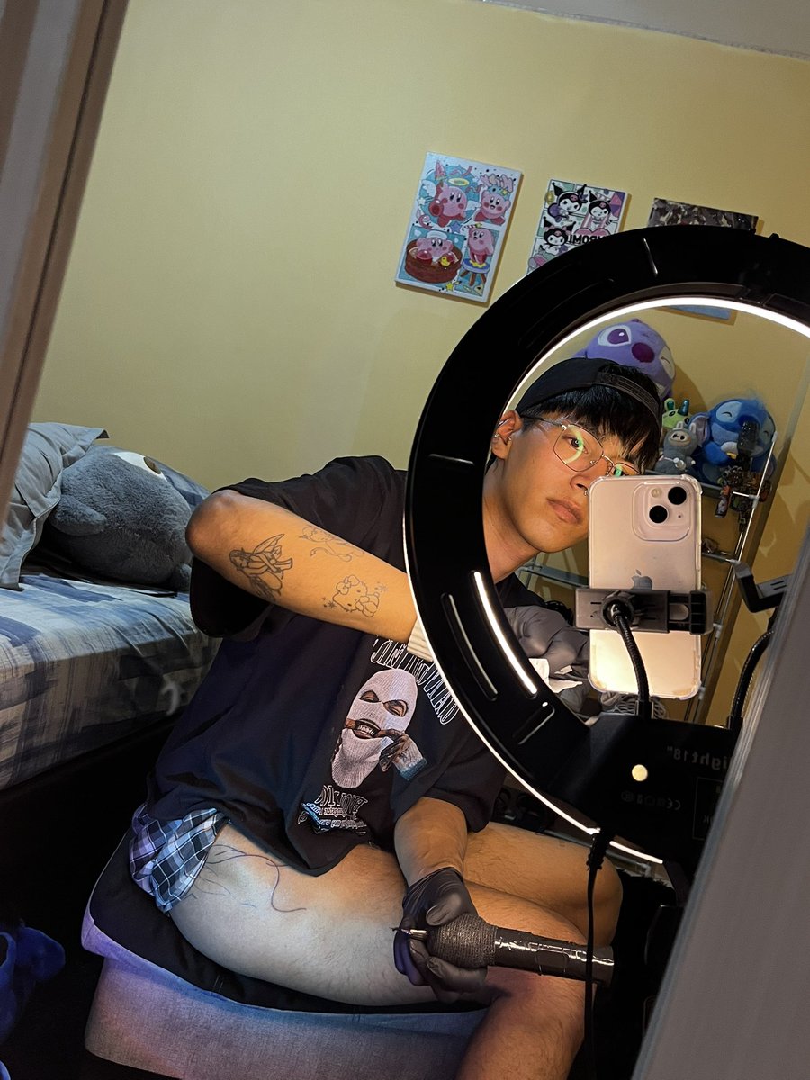 DarZbEr's tweet photo. Tatuajito nuevo 🔥🤭 https://t.co/DcPSFqNJy0