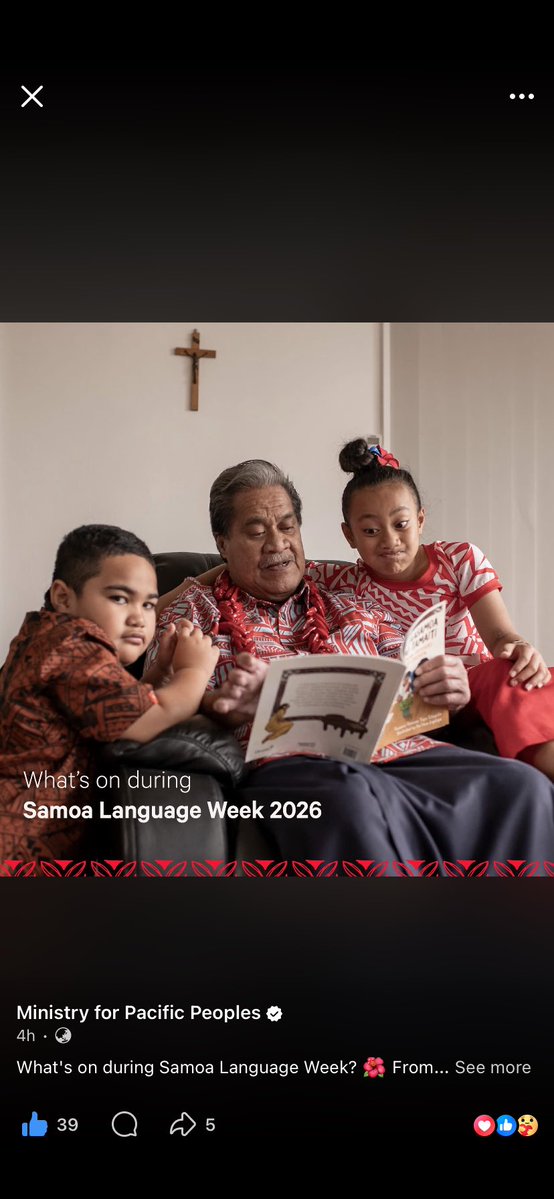 OratiaBooks's tweet photo. Check out what’s on during #samoanlanguageweek #vaiasoolegaganasamoa

In this photo: distinguished orator, teacher and translator Tauanu’u Perenise Tapu Sitagata, author of Alagā’upu Fa’asamoa ma Uiga mo Tamaiti and Sauniga o le ‘Ava Samoa, reading Samoan proverbs #samoa https://t.co/JRH2T6oGtC