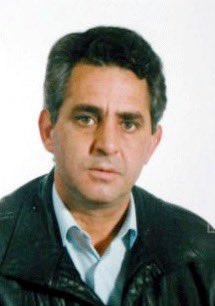 ANVITE_NAVARRA's tweet photo. El 30 de mayo de 2003 ETA asesinó en Sangüesa al Policía Nacional Bonifacio Martín Hernández. En el atentado murió también su compañero Julián Embid Luna. Verdad, Memoria, Dignidad y Justicia. 

https://t.co/fg2BkeCjme https://t.co/Tsgv6TYlqV