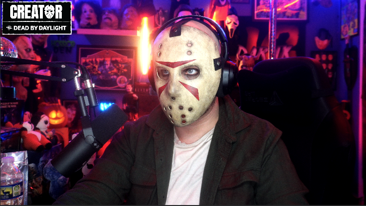JGDarhk's tweet photo. The cosplay vs the cosplay inspiration https://t.co/SuaMzQ0tXE