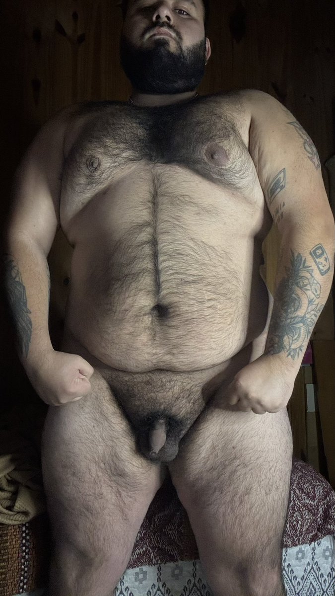 kevoludosoy's tweet photo. Small dicks deserve some love too 🥴 https://t.co/zlfRJK4iO0