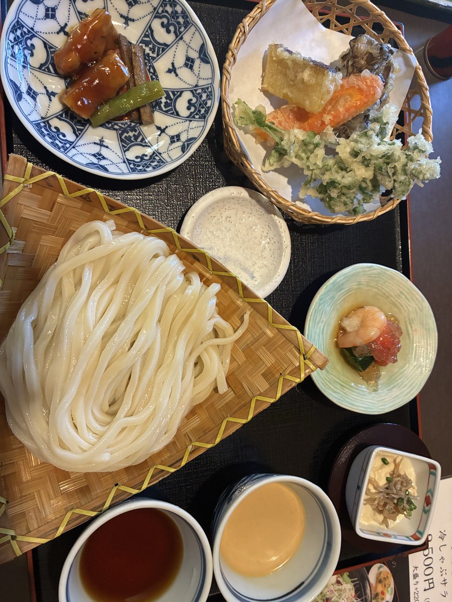 manabujack's tweet photo. 文句なしの休日をオイスカをおともに😉 https://t.co/vWl35cktqx