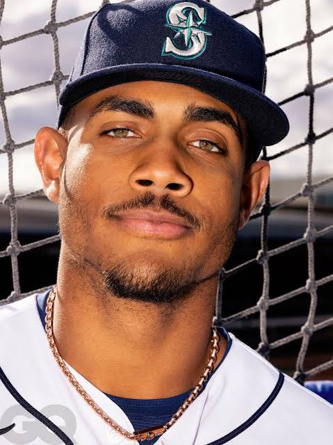 bazardoisking's tweet photo. Best CF in baseball https://t.co/E0ekZ1NXEb
