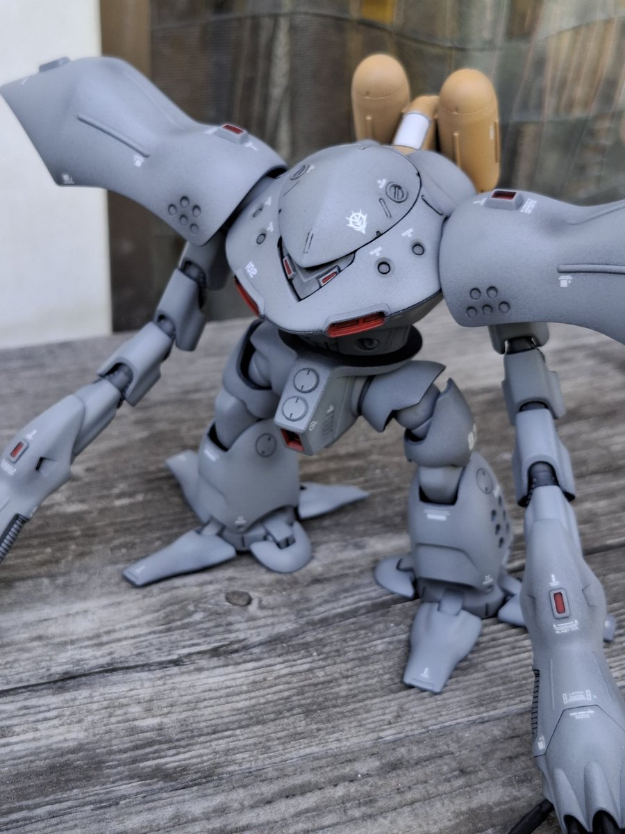 pampi5666's tweet photo. HG 1/144 ハイゴッグ
これにて完成～✨️
思ったように塗れなかったけど良しとします
ビコーンシステム搭載💡
#ガンプラ #gunpla #水泳部 https://t.co/cPiEx4nS2q