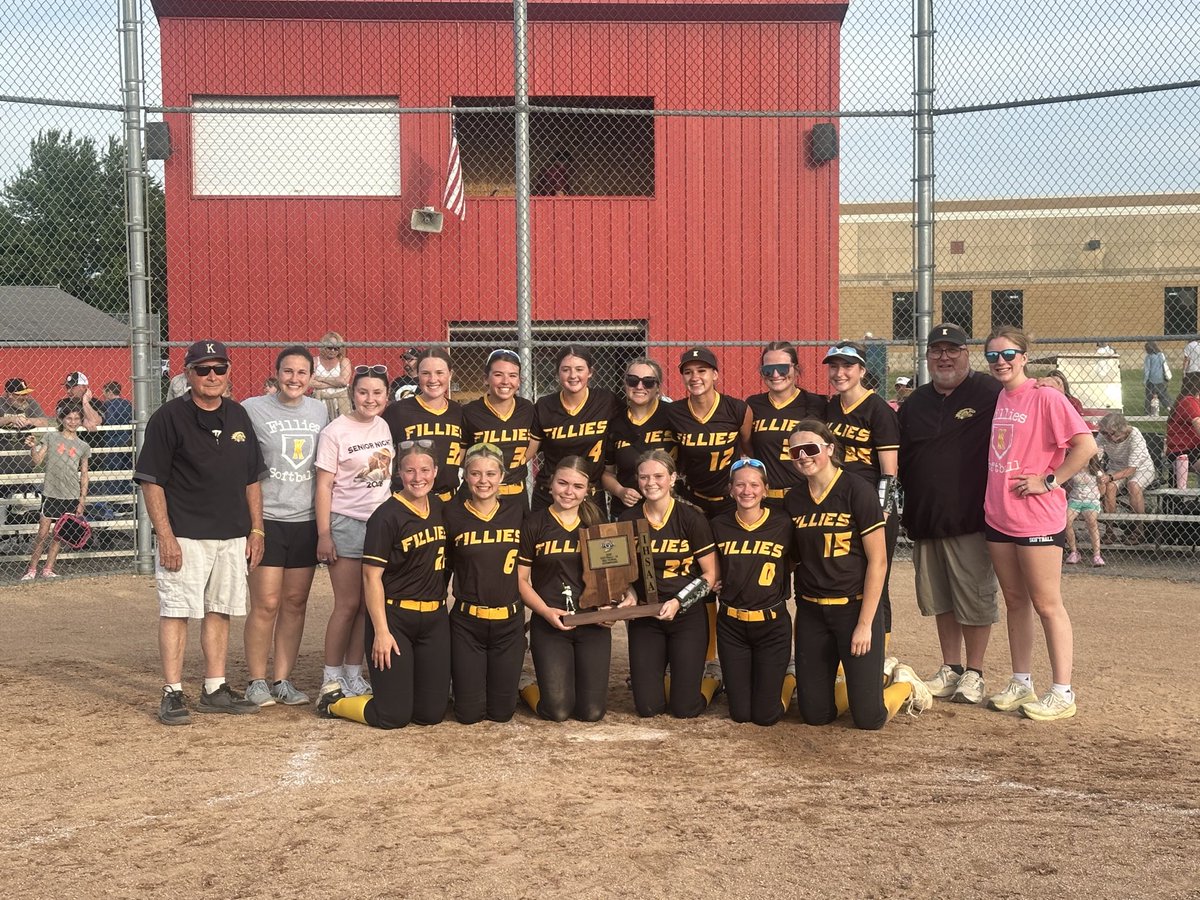 CardenReese2028's tweet photo. Sectional champs! There truly is no better feeling than success after coming back from an injury. I’m so proud of my team! @Coach_Bolden @GatorsPremier09 @IndWesSoftball @KoutsAthletics @CoachErnieL @FSU_SB @CalvinSoftball @HopeCollegeSB @nlsportsperf @CoastRecruits https://t.co/oEACTz6htn